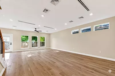 5210 Gano Street, Houston, TX 77009 - Photo 10