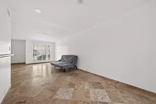 3303 W Greenridge Dr, Houston, TX 77057 - Photo 12