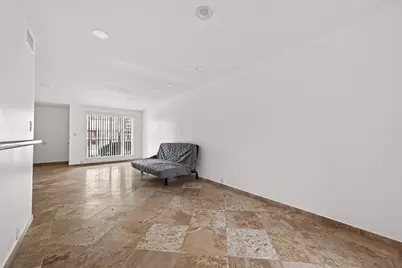 3303 W Greenridge Drive #47, Houston, TX 77057 - Photo 10
