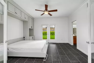 512 Jackson Hill Street, Houston, TX 77007 - Photo 10