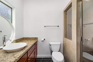 512 Jackson Hill St, Houston, TX 77007 - Photo 12