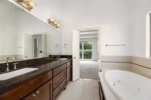 512 Jackson Hill St, Houston, TX 77007 - Photo 32