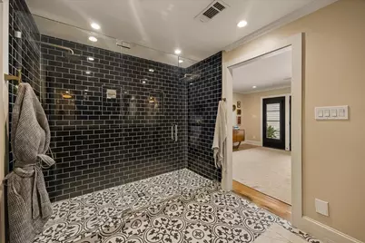 5110 Loch Lomond Drive, Houston, TX 77096 - Photo 20
