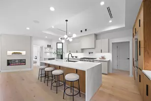 2518 Tannehill Dr, Houston, TX 77008 - Photo 2