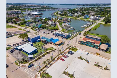 822 Cedar Road, Clear Lake Shores, TX 77565 - Photo 8