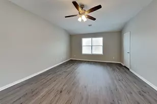 2018 Vander Wilt Ln, Katy, TX 77449 - Photo 16