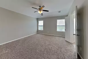 2018 Vander Wilt Ln, Katy, TX 77449 - Photo 6