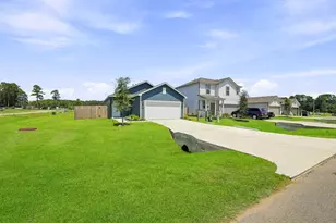 17851 Lionheart Rd, Conroe, TX 77306 - Photo 2