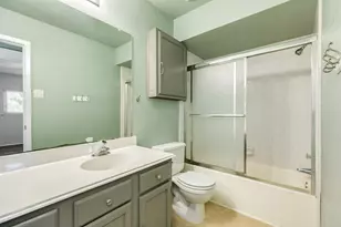 114 Cacao St, Lake Jackson, TX 77566 - Photo 18