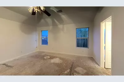 6806 Adella Court, Pearland, TX 77584 - Photo 10