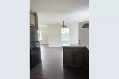 210 E Homan Street, Baytown, TX 77520 - Photo 10