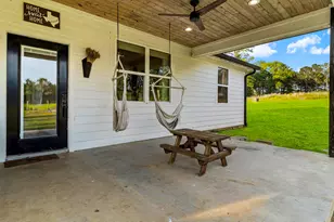 692 Rolling Pnes Dr, Livingston, TX 77351 - Photo 32