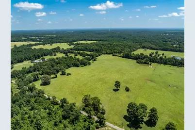 592 Acr 379, Palestine, TX 75801 - Photo 2