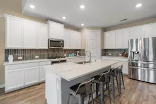 2157 Woodland Pine Dr, Conroe, TX 77384 - Photo 2