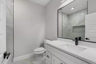 1030 Reverend B J Lewis Dr, Houston, TX 77088 - Photo 20