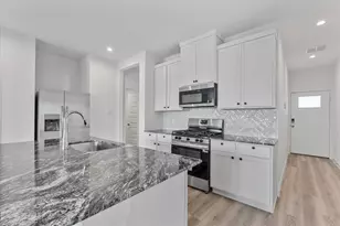 10116 Penryn Forest Ln, Houston, TX 77051 - Photo 4