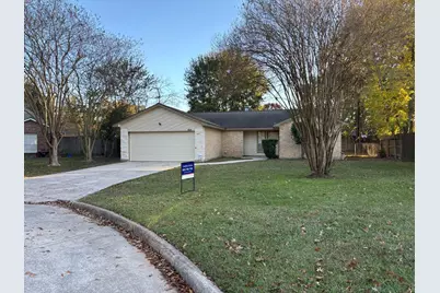 1014 Stoneleigh Court, Tomball, TX 77375 - Photo 2