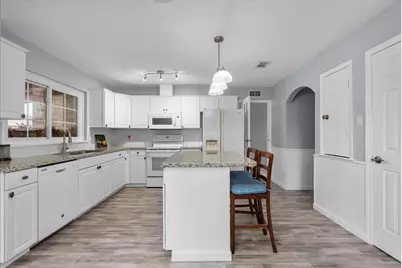 10023 Kirkwren Drive, Houston, TX 77089 - Photo 10