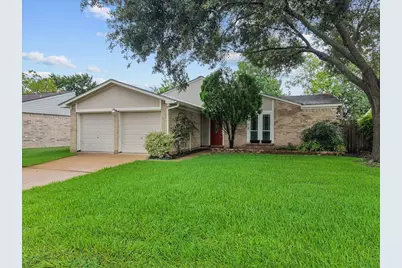 10023 Kirkwren Drive, Houston, TX 77089 - Photo 2