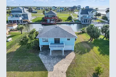 3813 Tradewinds Drive, Galveston, TX 77554 - Photo 10