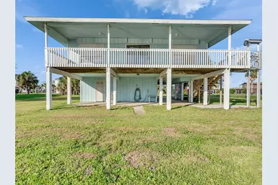 3813 Tradewinds Drive, Galveston, TX 77554 - Photo 16