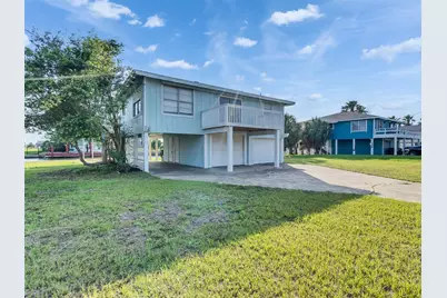 3813 Tradewinds Drive, Galveston, TX 77554 - Photo 12