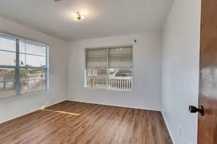 3813 Tradewinds Dr, Galveston, TX 77554 - Photo 40