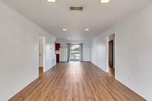 3813 Tradewinds Dr, Galveston, TX 77554 - Photo 22