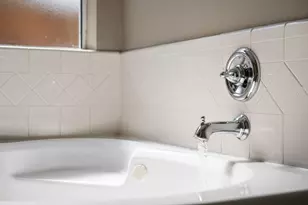 8639 Westbrook Forest Dr, Sugar Land, TX 77479 - Photo 22