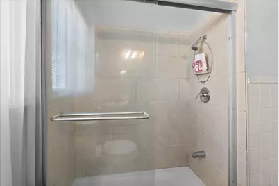104 Avenue E, Highlands, TX 77562 - Photo 16