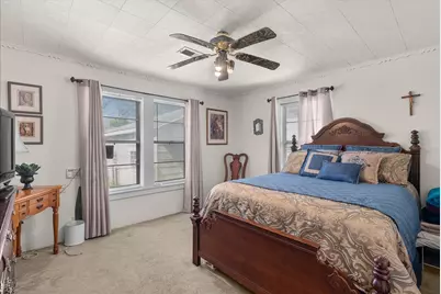 104 Avenue E, Highlands, TX 77562 - Photo 14