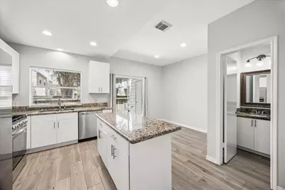 2930 Grants Lake Boulevard #2104, Sugar Land, TX 77479 - Photo 8