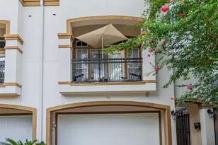 702 Asbury St, Houston, TX 77007 - Photo 1