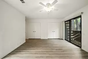 171 Litchfield Ln, Houston, TX 77024 - Photo 36