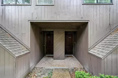 171 Litchfield Lane, Houston, TX 77024 - Photo 2