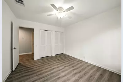 171 Litchfield Lane, Houston, TX 77024 - Photo 24