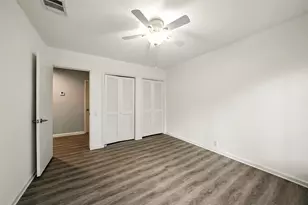 171 Litchfield Ln, Houston, TX 77024 - Photo 24