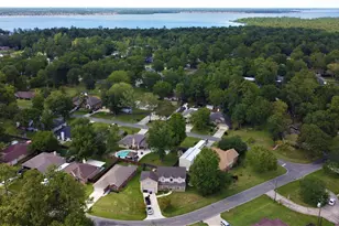 18339 Steele Point Dr, Crosby, TX 77532 - Photo 2