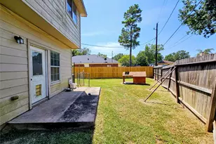 18339 Steele Point Dr, Crosby, TX 77532 - Photo 28