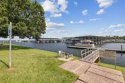 3214 Candlewood Lane, Montgomery, TX 77356 - Photo 18