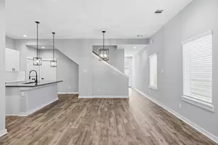 411 Stonework Landing Ln, Houston, TX 77076 - Photo 16