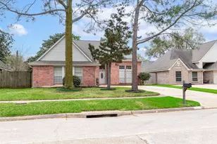 15519 Montesa Dr, Houston, TX 77083 - Photo 2