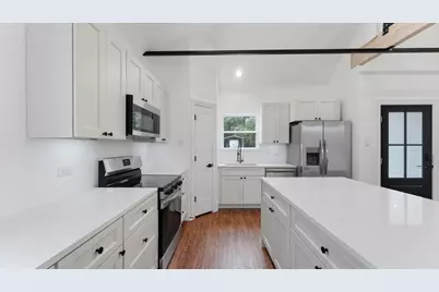 10802 Fairview Drive, Conroe, TX 77385 - Photo 10