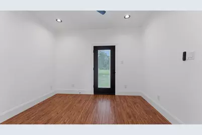 10802 Fairview Drive, Conroe, TX 77385 - Photo 18