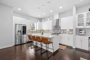 3303 Baron St, Houston, TX 77020 - Photo 10