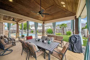 8111 Highland Green Dr, Sugar Land, TX 77479 - Photo 28