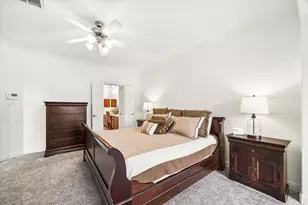 8111 Highland Green Dr, Sugar Land, TX 77479 - Photo 18