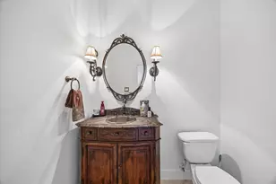 8111 Highland Green Dr, Sugar Land, TX 77479 - Photo 16
