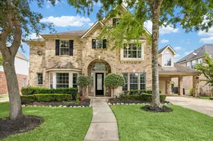 8111 Highland Green Dr, Sugar Land, TX 77479 - Photo 2