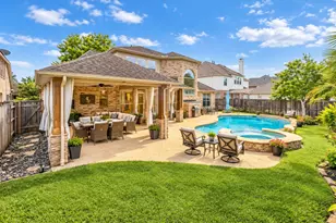 8111 Highland Green Dr, Sugar Land, TX 77479 - Photo 1